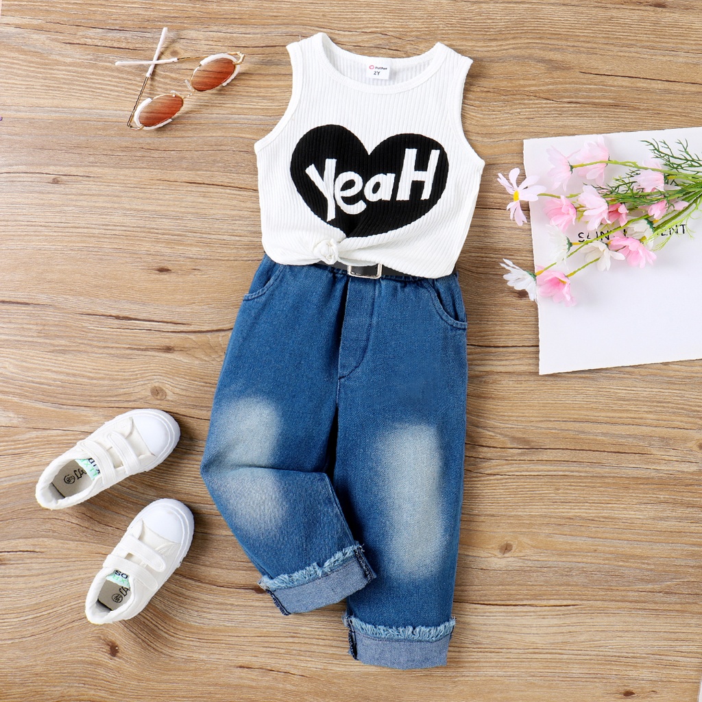 2pcs Toddler Girl Letters Print Ribbed Sleeveless Top and Pocket Belted Denim Pants Set